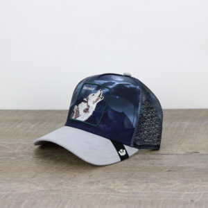 Cappello wolf in the element