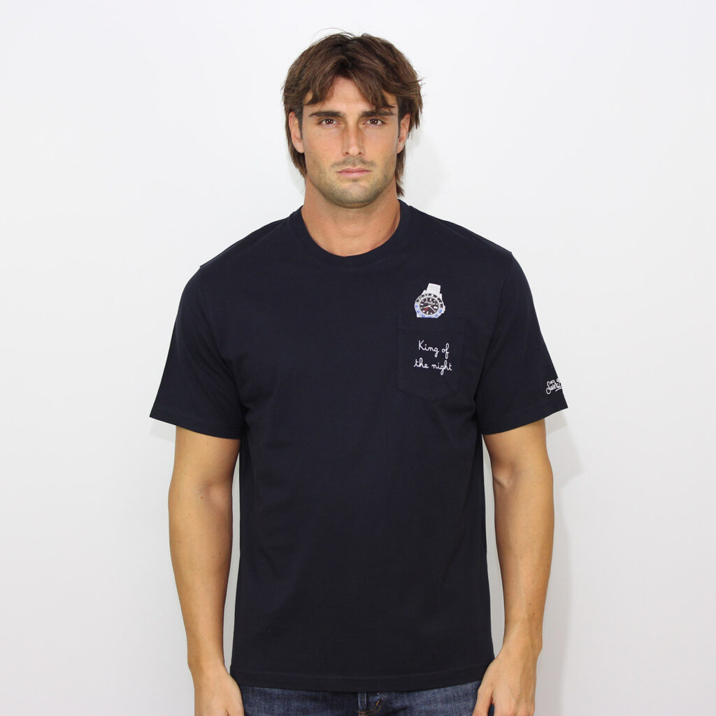 T-shirt con taschino stampa e ricamo king of the night blu
