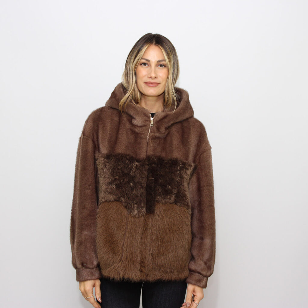 Bomber con cappuccio in mix eco fur tortora
