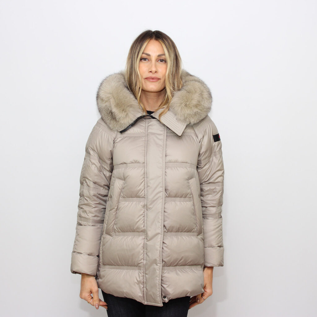 Piumino Takan in nylon superlight con bordo pelliccia sesamo