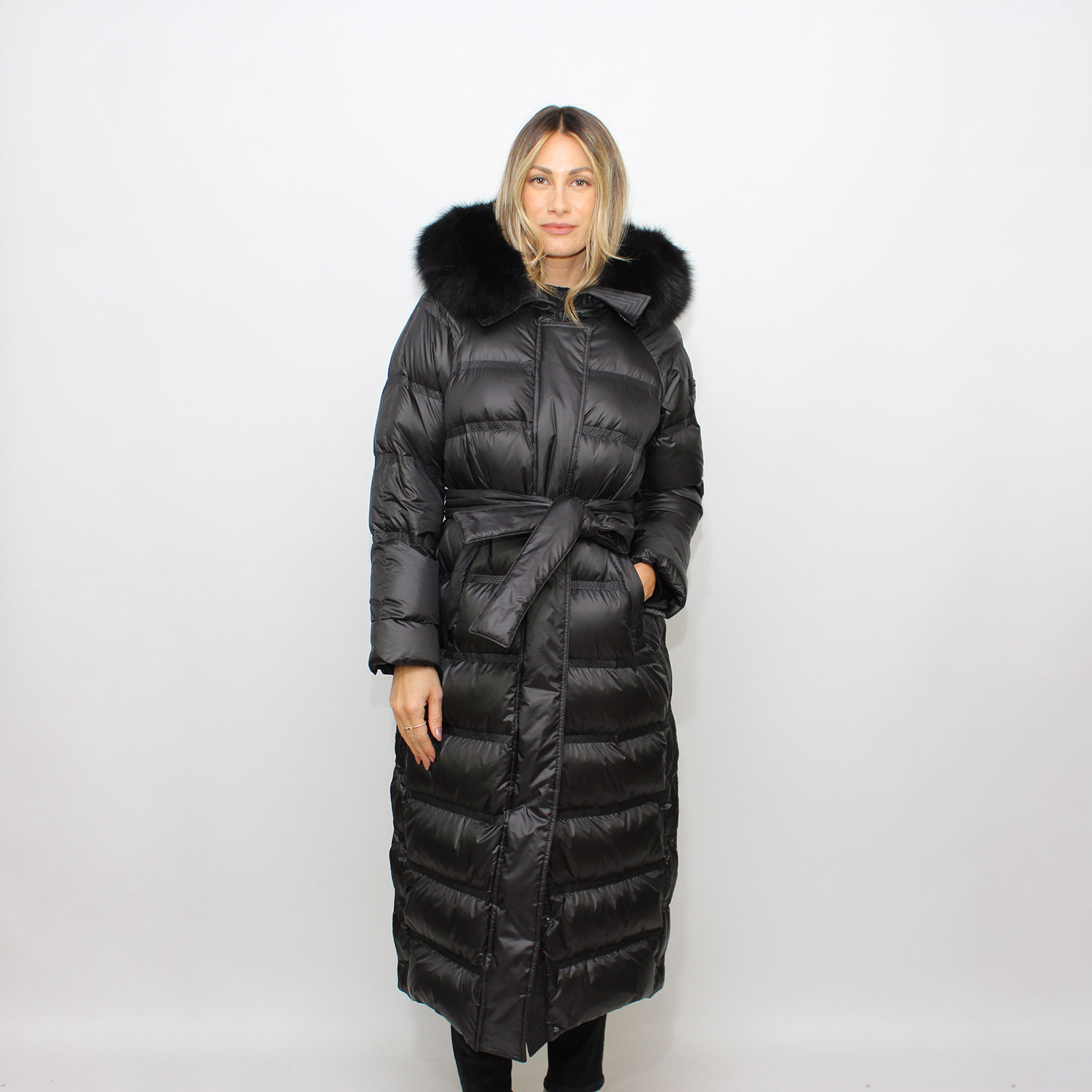 Piumino Takan long in nylon superlight con bordo pelliccia nero