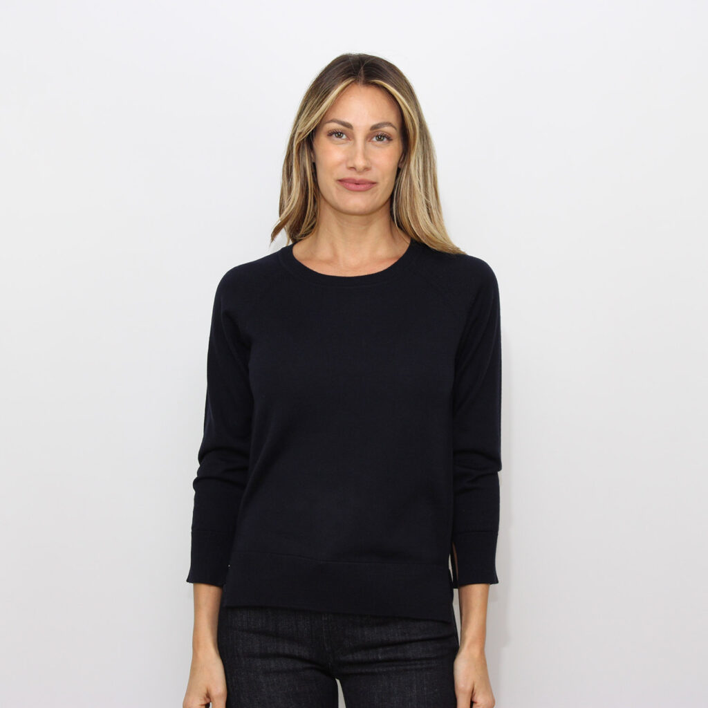 Maglia girocollo in lana merinos blu notte